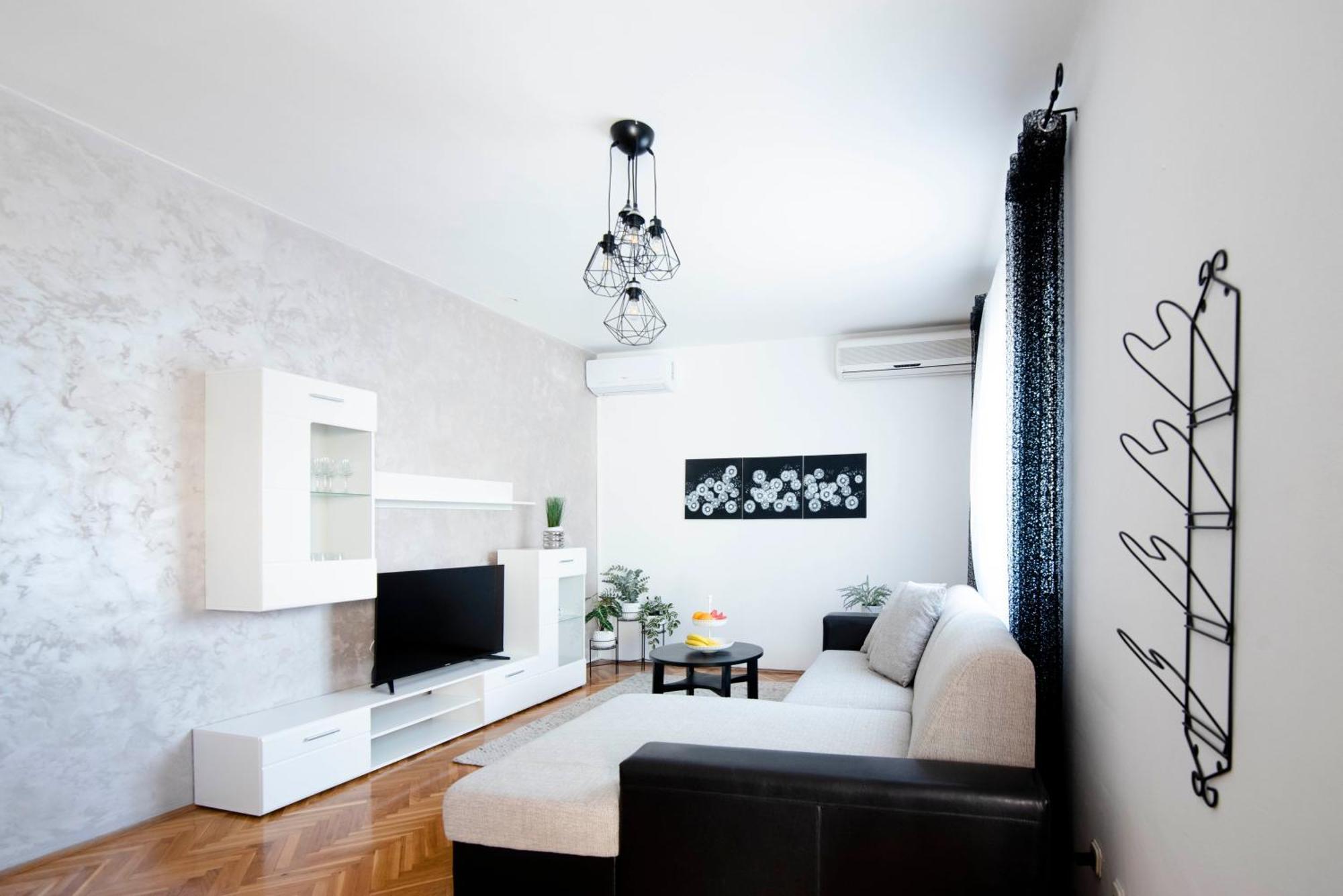 Apartman Karla Sinj Luaran gambar
